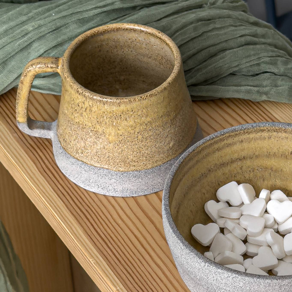 Stoneware Bowl – Ochre