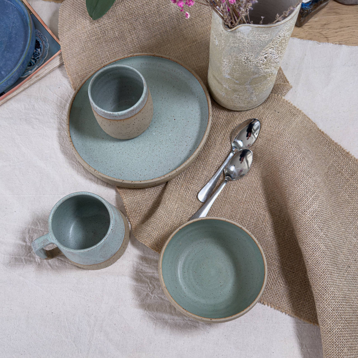 Stoneware Bowl – Sage